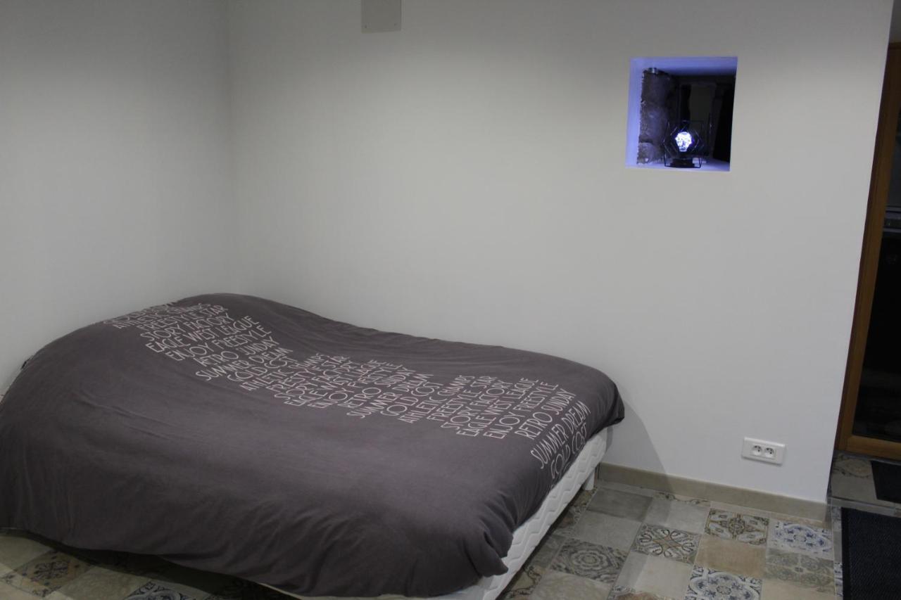 Studio De La Bourdonnais Guitté Eksteriør bilde